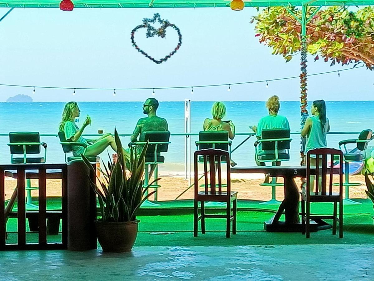 Happy Days Resort Koh Mak Dış mekan fotoğraf